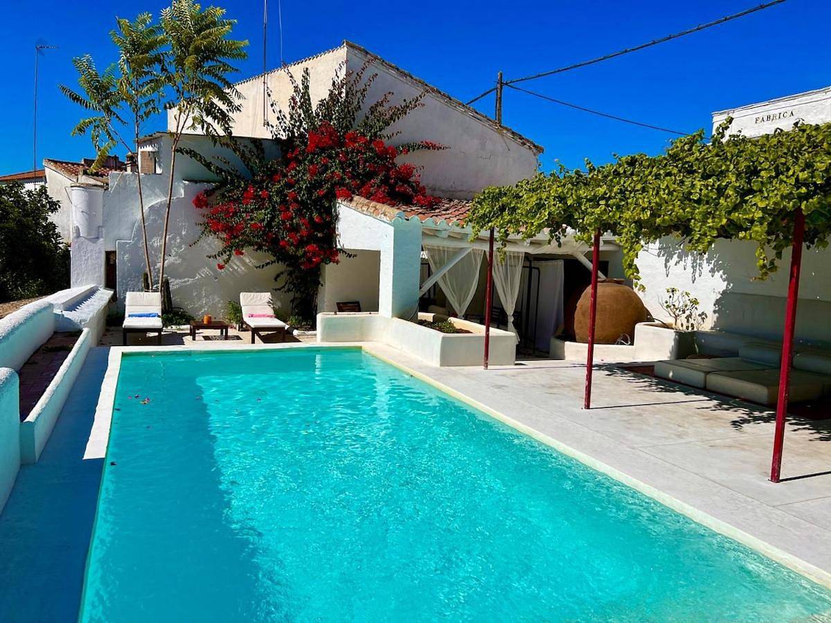 Villa San Benito con Piscina in Cazalla de la Sierra, Sierra Morena