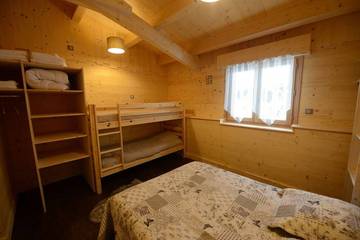 Appartement De Vacances pour 12 Personnes dans Laveissière, Massif central, Photo 4