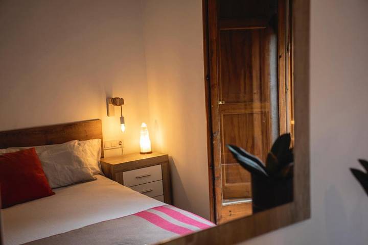 Maison d’hôte pour 2 personnes, avec balcon dans Bages - 2