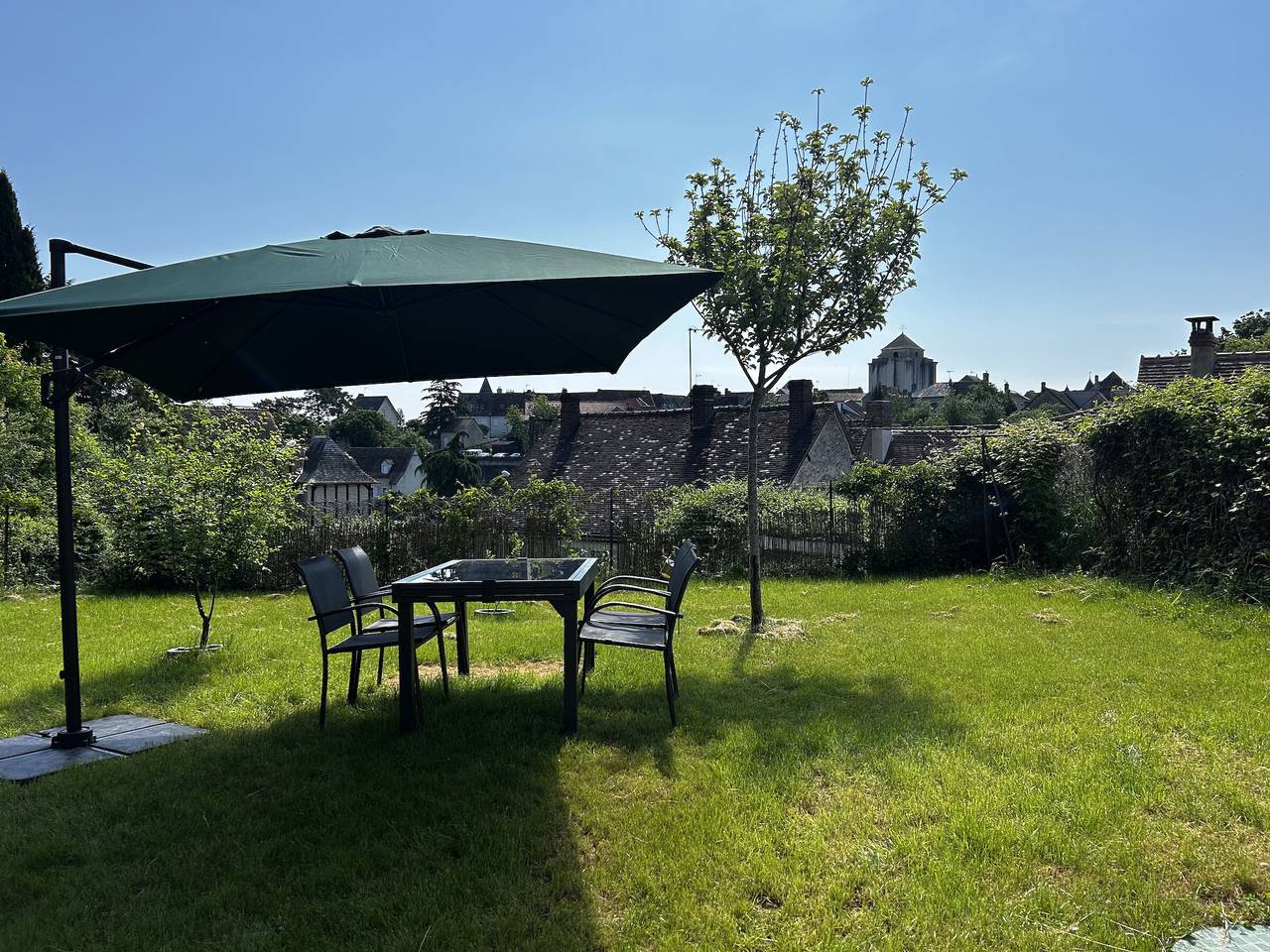 Renoviertes Haus mit Garten und Wifi in La Roche-Posay in La Roche-Posay, Vienne