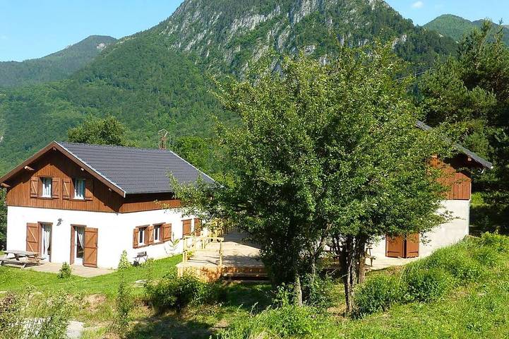 Appartement de vacances pour 4 personnes, avec terrasse et jardin