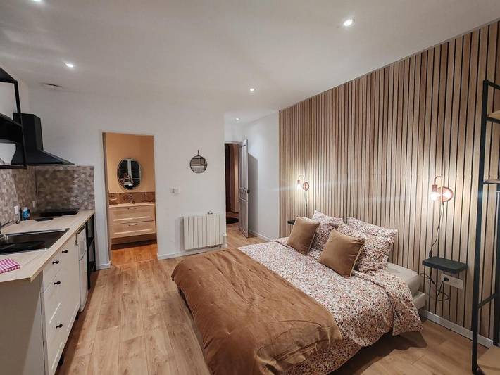 Gîte pour 2 personnes, avec terrasse et piscine à Venaco - 2