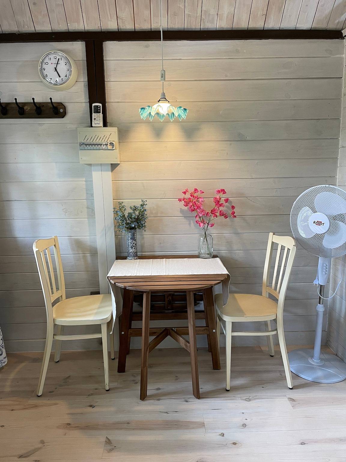 Chalet « Sans Souci » avec terrasse privée, Wifi et climatisation in Ahun, Région de Guéret
