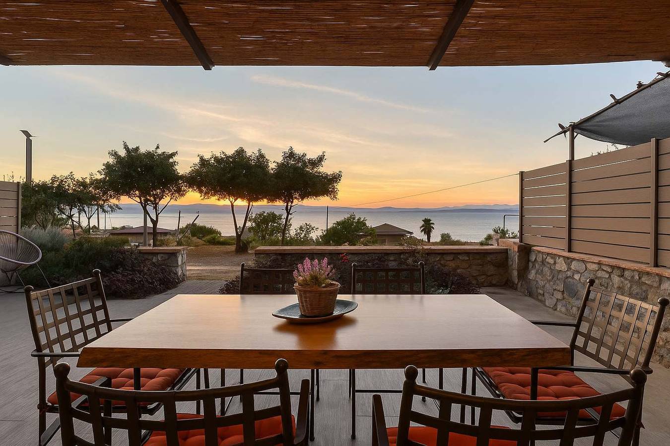 Ganze Wohnung, Ferienwohnung für 4 Personen mit Balkon/Terrasse in Vergas-Strand, Kalamata