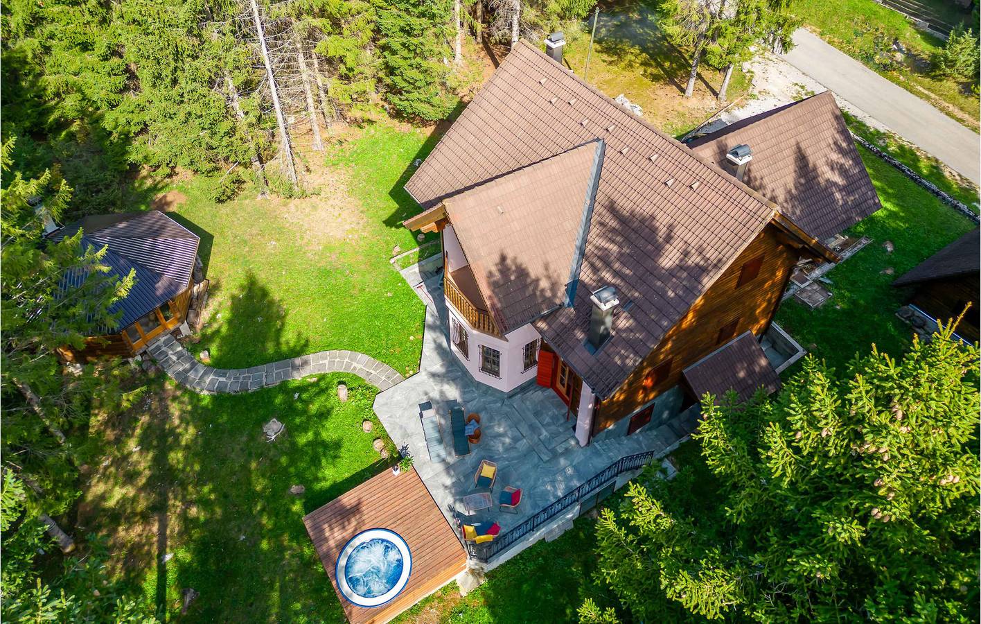 Holiday home for 8 people with terrace in Mrkopalj, Primorje-Gorski Kotar