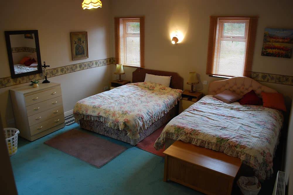 Cosy home nestled within scenic expanse of Clew Bay and Croagh Patrick in County Mayo