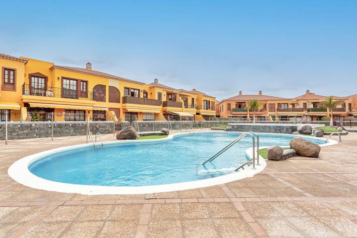 Holiday apartment for 4 people, with balcony and children pool - 1