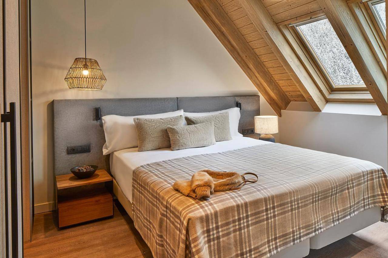 Superior Double or Twin Room in Baqueira, Naut Aran