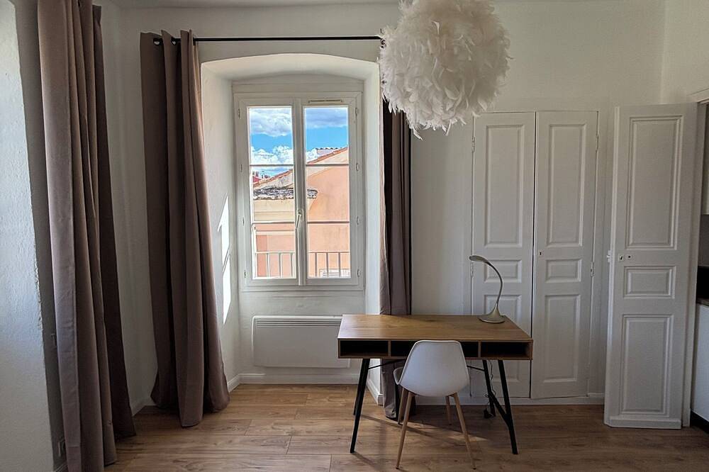 Charming T3 50m2 full center corte wifi tv washing machine quiet bright 6 person in Corte Francia, Parco naturale regionale della Corsica