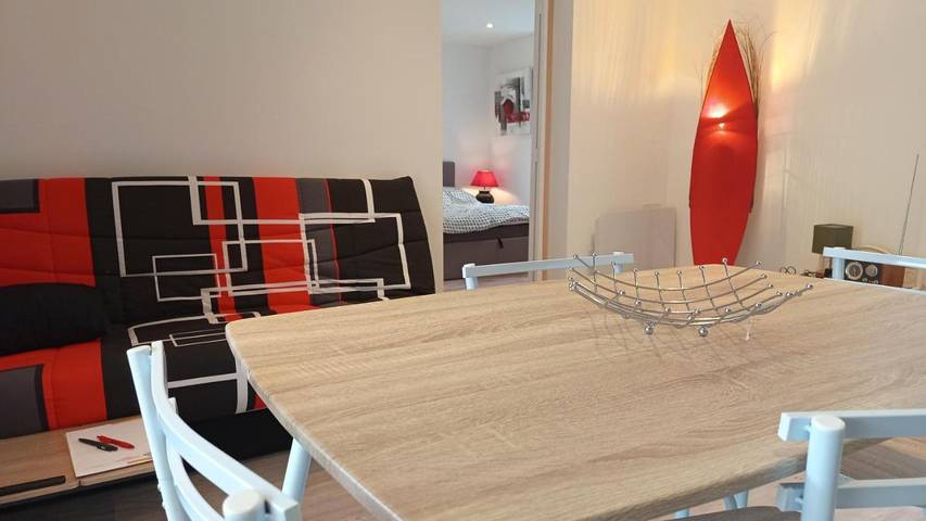 Gîte pour 5 personnes, avec Jacuzzi et Terrasse ainsi que Jardin et Vue à Cransac - 4