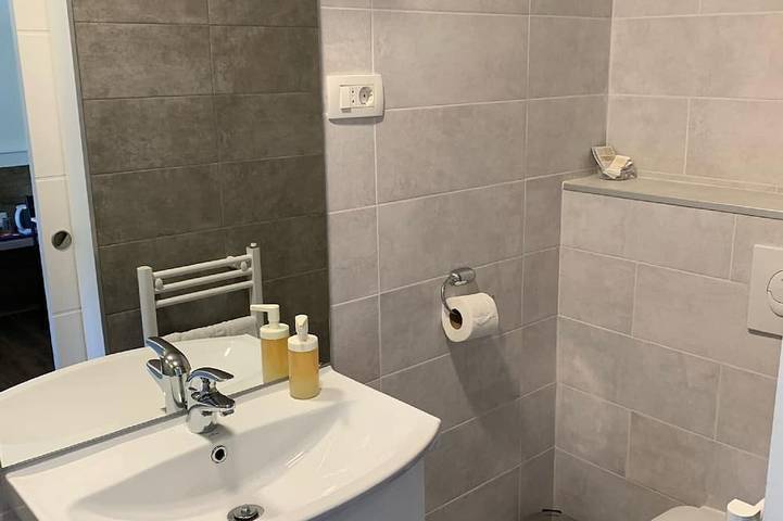Guesthouse Family Bosnic - Double Room with Balcony - 3 - 3 in Smoljanac, Plitvicer Seen