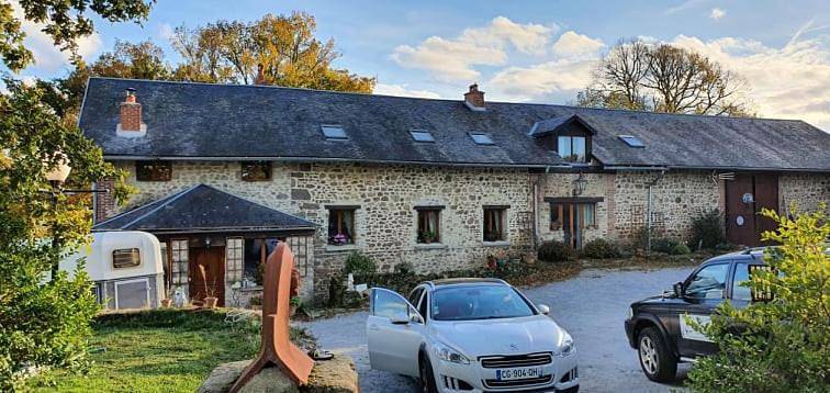 Chambre d’hôte pour 5 personnes, avec jacuzzi ainsi que jardin et balcon dans la Creuse - 2