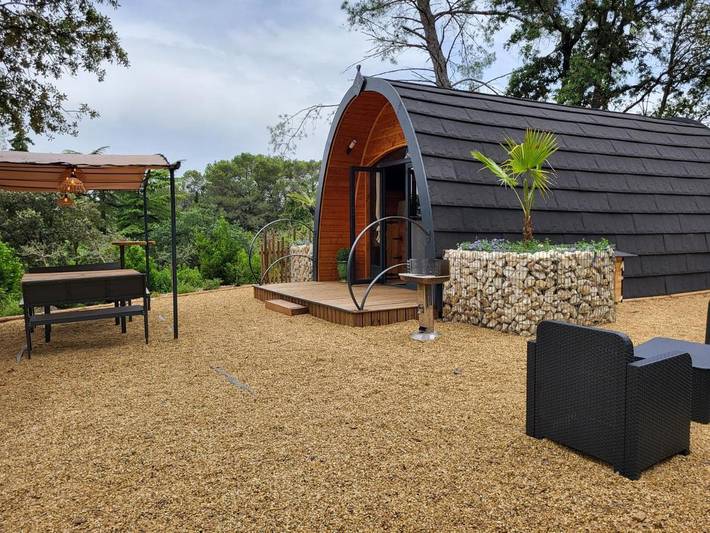 Lodge pour 3 personnes, avec vue ainsi que jardin et terrasse