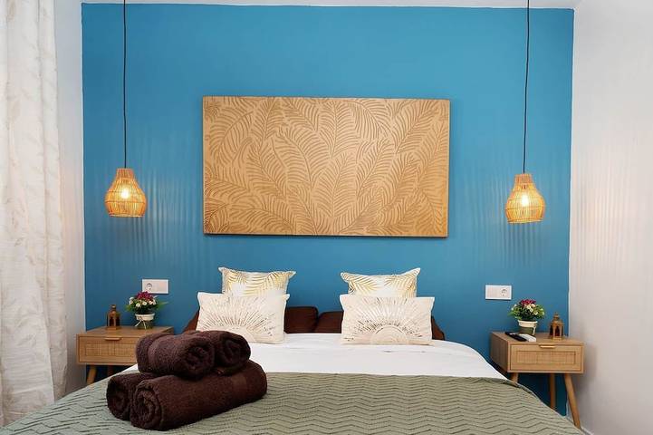 Entire apartment, New 2 bedroom apartment. 20' Barcelona center / 10' walk to the beach / 15' Forum Bcn in Sant Adrià de Besòs, Barcelonès