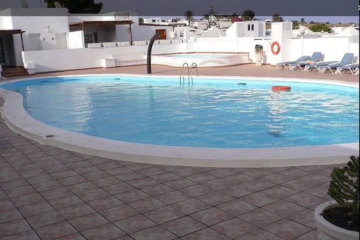 Ferienhaus für 4 Personen, mit Pool und Garten, mit Haustier