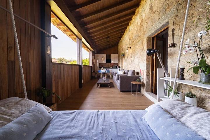 Casa rural para 2 personas, con jardín además de terraza y piscina en Amares - 4