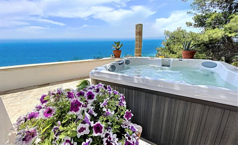 Ferienhaus für 5 Personen, mit Terrasse und Garten, mit Haustier in Apulien - 2