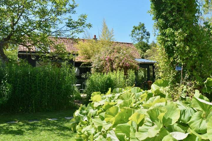 Location de vacances pour 2 personnes, avec jardin et vue à La Madelaine-sous-Montreuil - 3