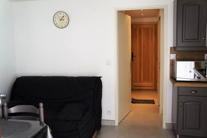 Gîte pour 4 personnes, avec balcon dans Office De Tourisme Des Carroz - 4