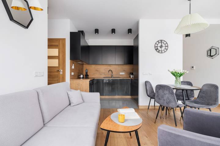 Ganze Wohnung, Ferienwohnung für 4 Personen mit Garten in Krakau, Kleinpolen