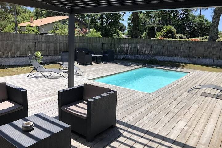 Villa für 8 Personen, mit Garten und Terrasse - 1
