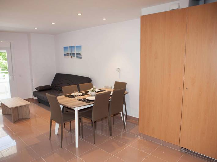 Ganze Ferienwohnung, Ferienwohnung für 6 Personen mit Pool in Salou, Costa Dorada