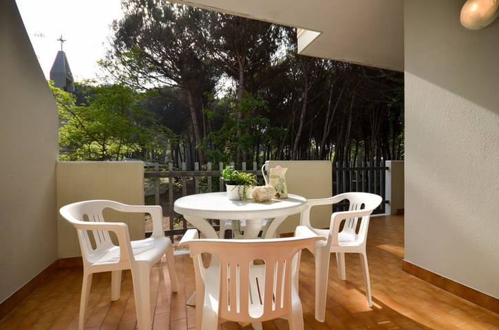 Ferienwohnung für 5 Personen, mit Balkon/Terrasse und Garten in Bibione