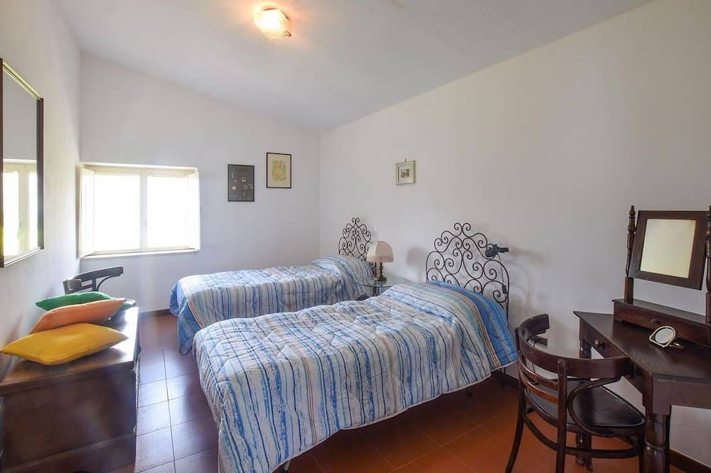 Nice home in Cetraro - San Pietro in Cetraro, Tyrrhenian Coast Kalabria