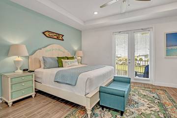 Cabin for 12 Guests in Four Corners, Osceola County, Picture 2