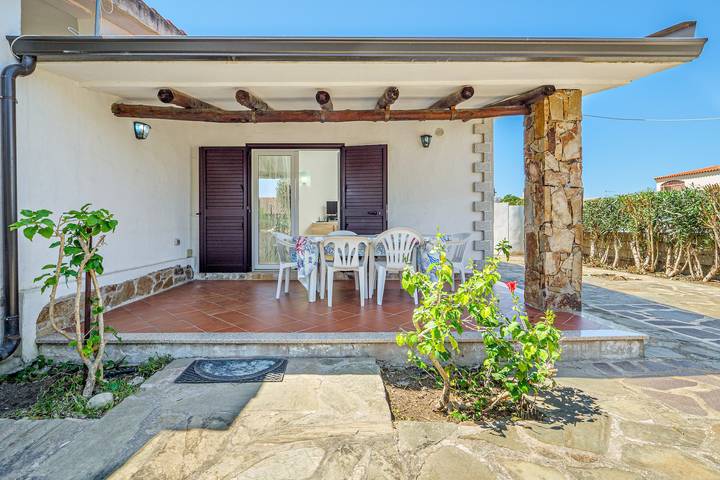 Casa vacanza per 4 persone, con Giardino a San Teodoro