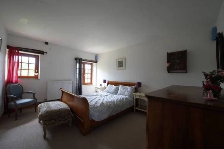Location de vacances pour 12 personnes, avec jardin à Guitté - 2