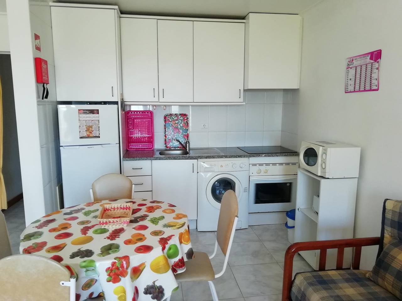 Appartamento intero, Appartamento 'Porto Seguro' con Vista Mare, Piscina e Giardino Condominiali in Praia da Rocha, Portimao