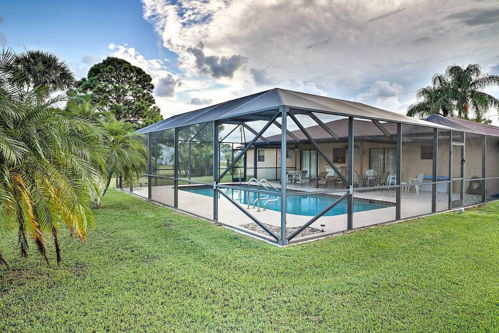 Neu! Port St. Lucie Home mit Lanai und eigenem Pool in Port St. Lucie, St. Lucie County