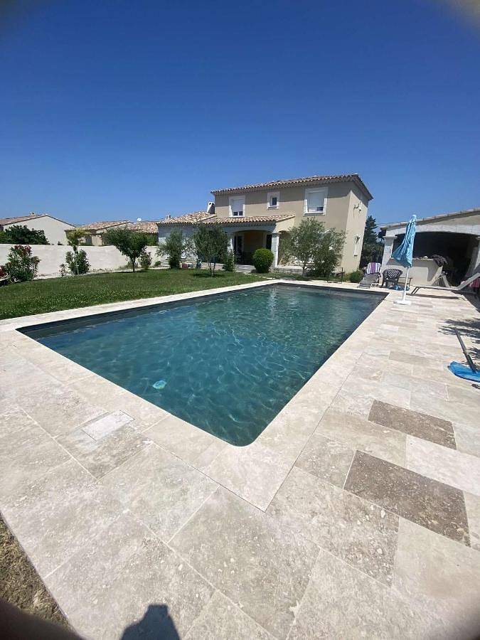Maison de vacances pour 8 personnes, avec Terrasse et Jardin ainsi que Bassin pour enfant et Piscine