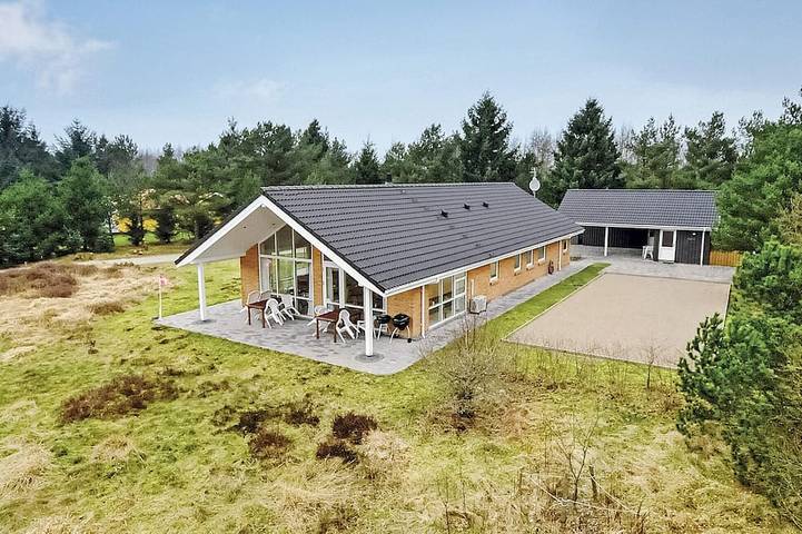 Ferienhaus für 12 Personen, mit Terrasse und Garten, mit Haustier in Kølkær