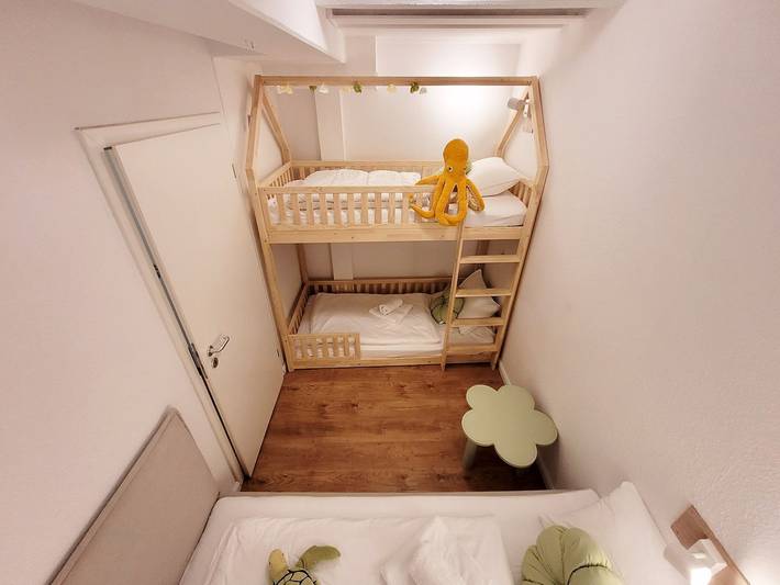 Ganze Wohnung, Gemütliche Ferienwohnung "Windjammer" mit Parkplatz – Nur 50 Meter zur Ostsee in Sierksdorf, Ostholstein