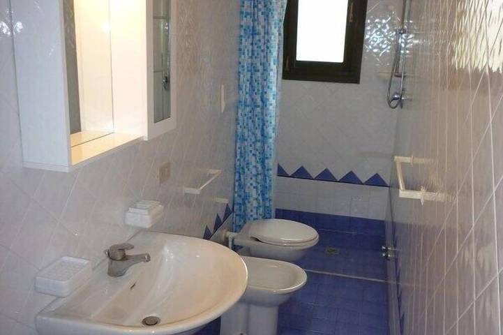 Appartamento intero, Appartamento per vacanze con aria condizionata, internet, balcone e piscina in Lido di Jesolo, Cavallino-Treporti