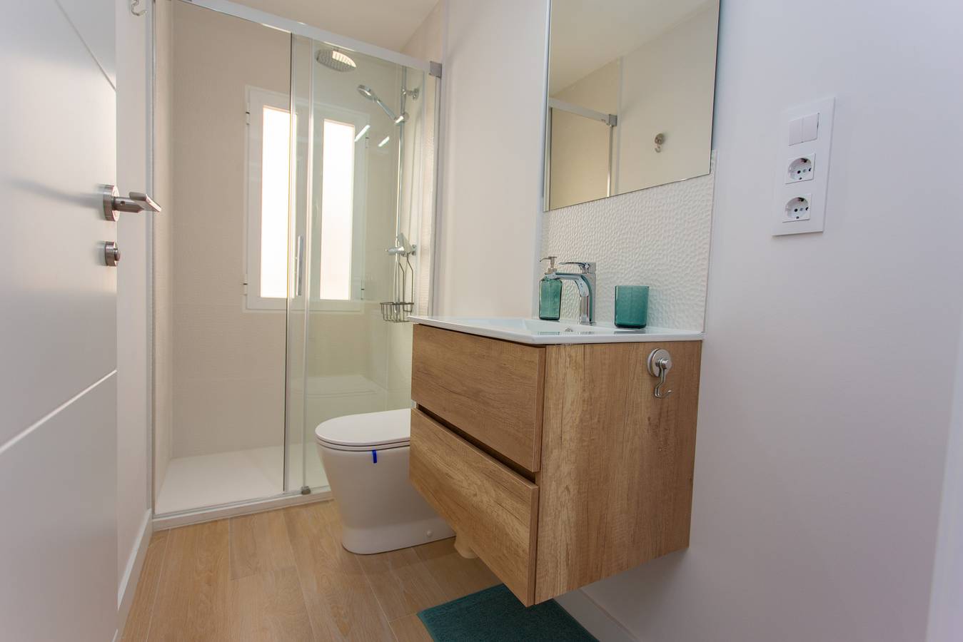 Apartamento entero, Apartamento de vacaciones para 5 personas con balcón in Las Marinas, Dénia