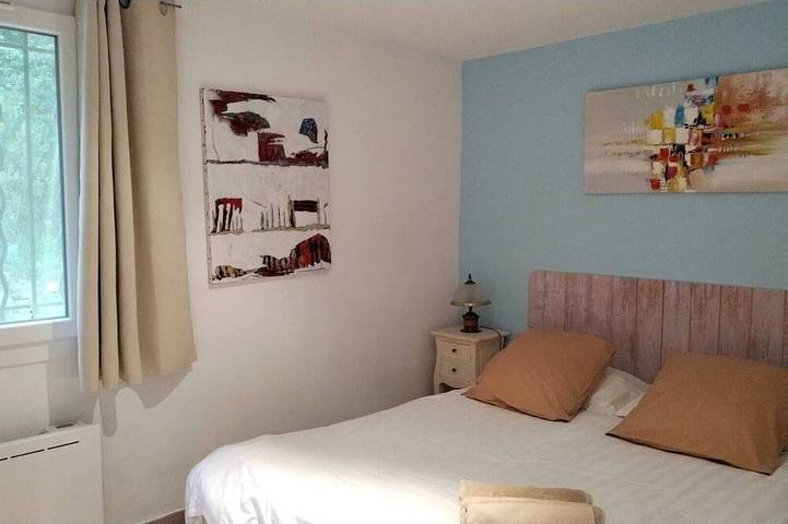 Gîte pour 6 personnes, avec jardin et jacuzzi, animaux acceptés à Pignans - 3