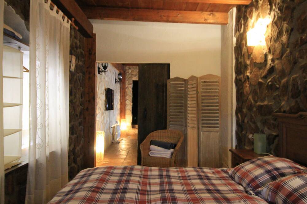 Landhaus (Vollvermietung) Berggebiet mit Pool für 4 Personen in Yecla, Murcia Binnenland