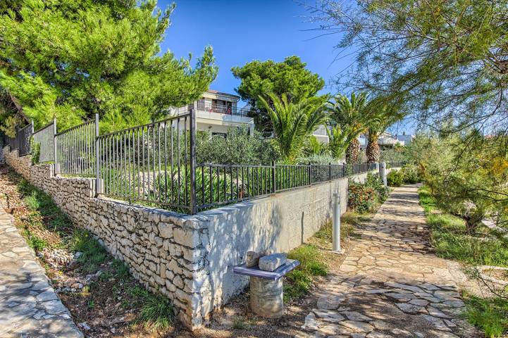 Ganze Wohnung, 2-Zimmer-Ferienwohnung am Strand Rogoznica A-2010-a in Rogoznica, Šibenik-Knin