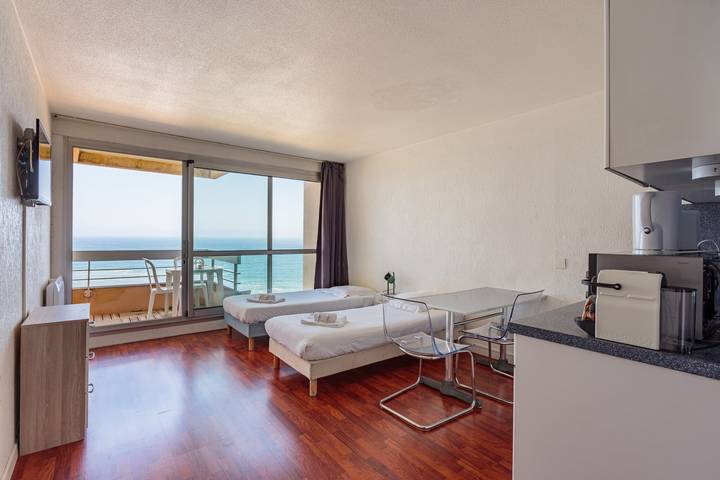 Estudio entero, Studio Panorama, vue mer - Welkeys in Biarritz, Region de Bayona