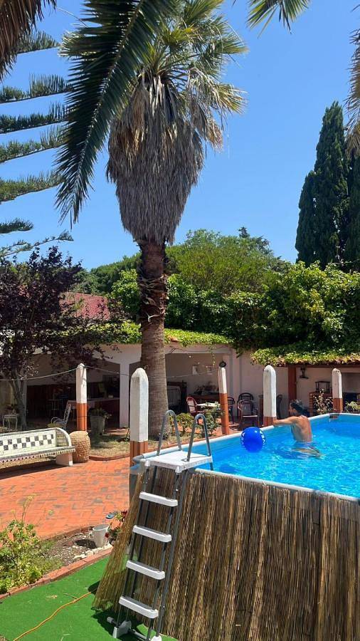 Pousada para 2 pessoas, com terraço e jardim e ainda piscina na Costa de Estoril