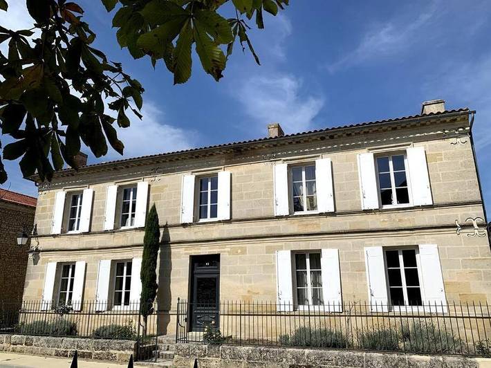 Location de vacances pour 10 personnes, avec piscine et jardin à Saint-Christoly-Médoc - 3