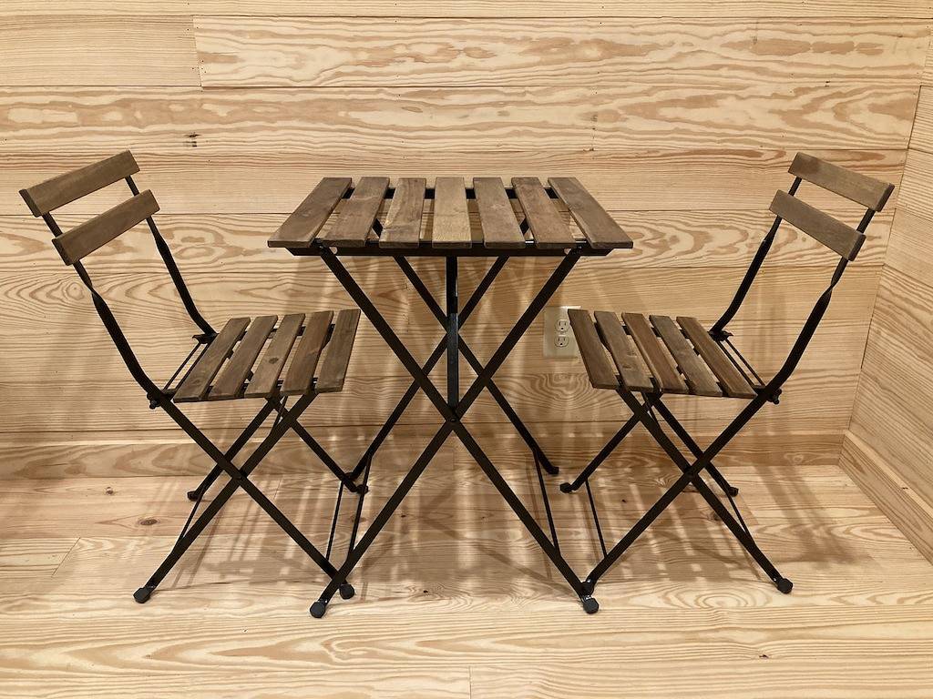 1-bedroom cabin just 23 minutes from Stone Mountain State Park in Blue Ridge Parkway, Alleghany County