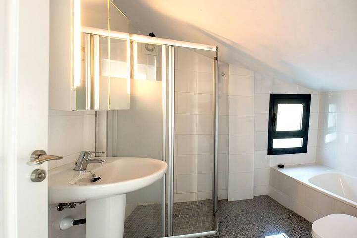 Villa für 10 Personen, mit Whirlpool und Balkon in Lloret de Mar - 4
