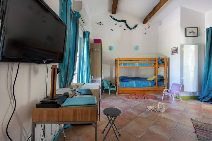 Location de vacances pour 9 personnes, avec jacuzzi ainsi que jardin et sauna, animaux acceptés à Claviers - 4