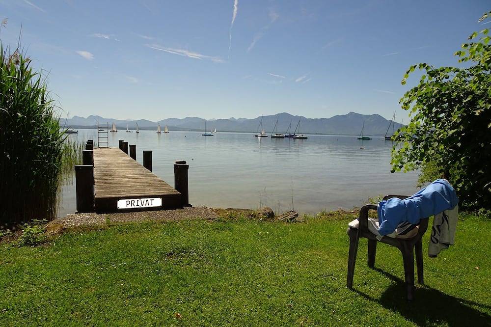 Ganze Wohnung, Appartement 2 - 21qm - See- u. Bergblick - Balkon mit Morgensonne in Gollenshausen am Chiemsee, Gstadt am Chiemsee