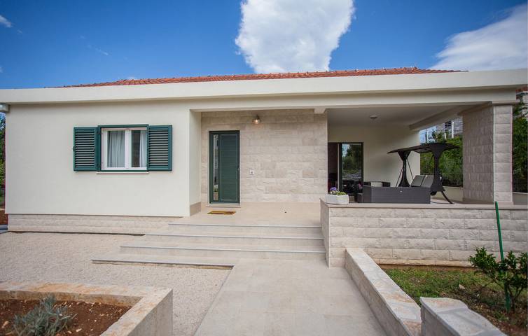 Ferienhaus für 4 Personen, mit Terrasse und Garten in Mali Ston