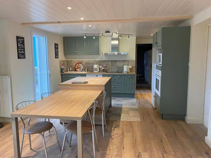 Gîte pour 4 personnes, avec Terrasse et Vue à Châtillon-en-Diois